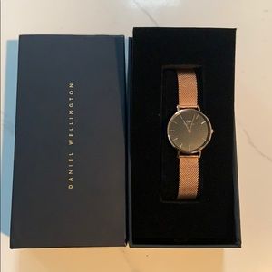 Daniel Wellington Petite Melrose Watch